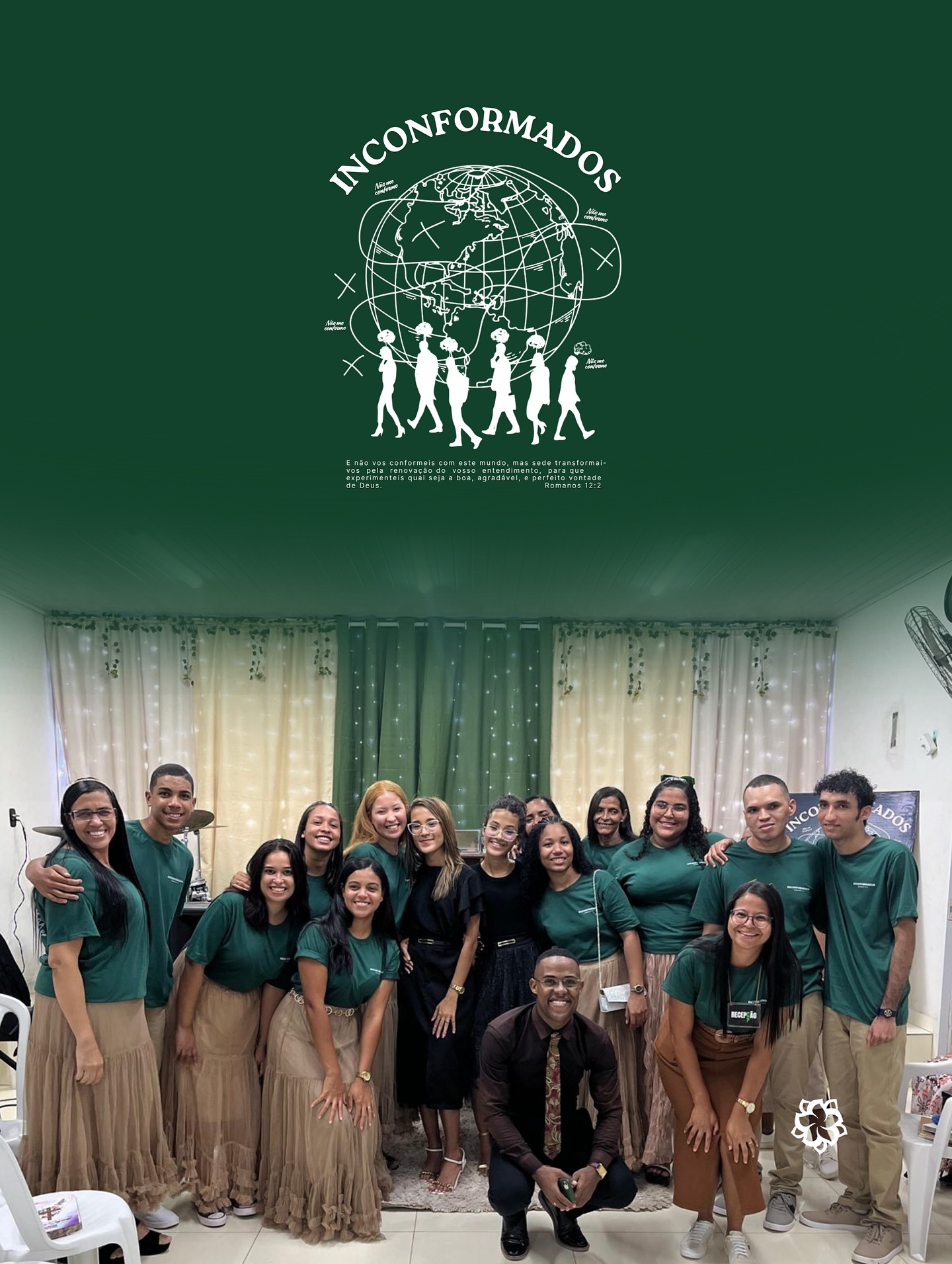 Jovens da IEAD Camboatá usando fardamentos personalizados Flor Modas